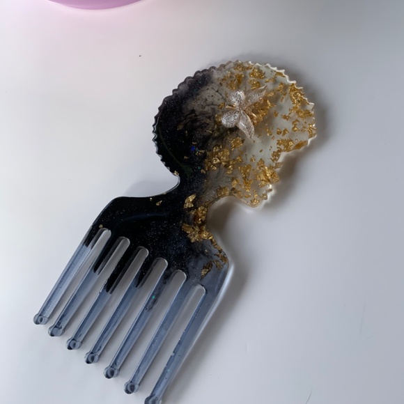 Beautiful Afro Pick - Picture 4 of 4